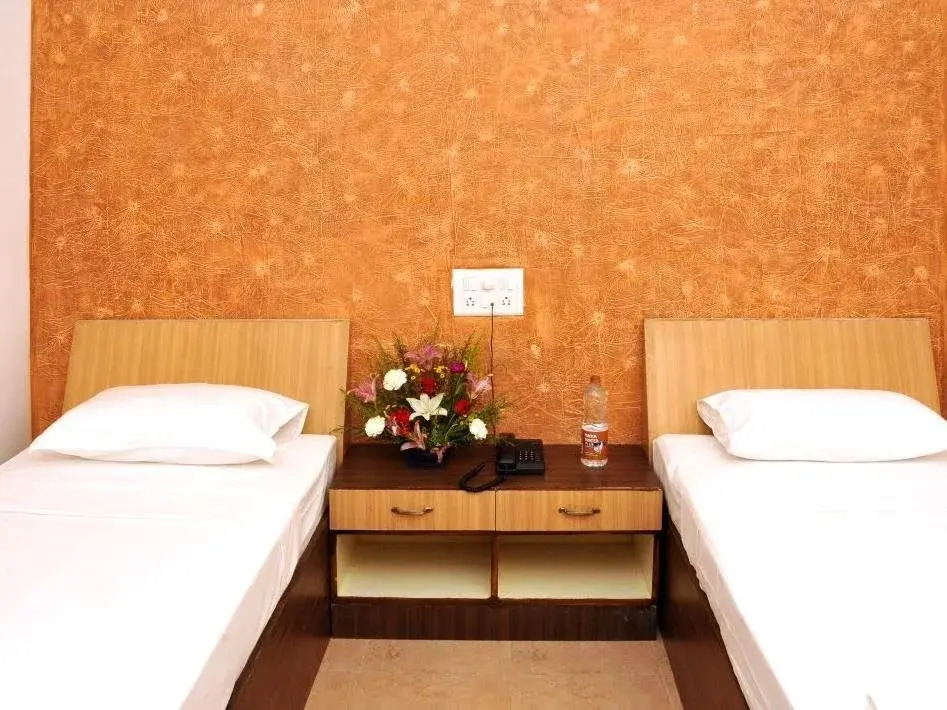 Hiy Rooms at Gandhipuram