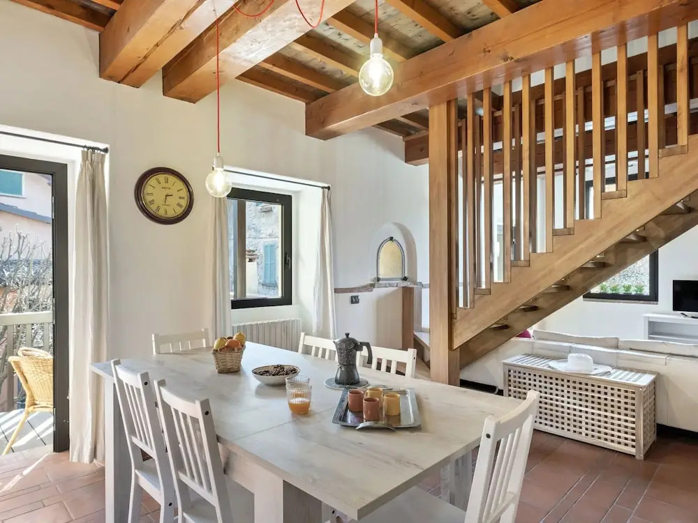 Charming Holiday Home in Iseo With Terrace