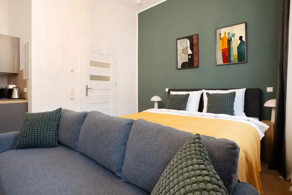 Zentrale Apartments I home2share