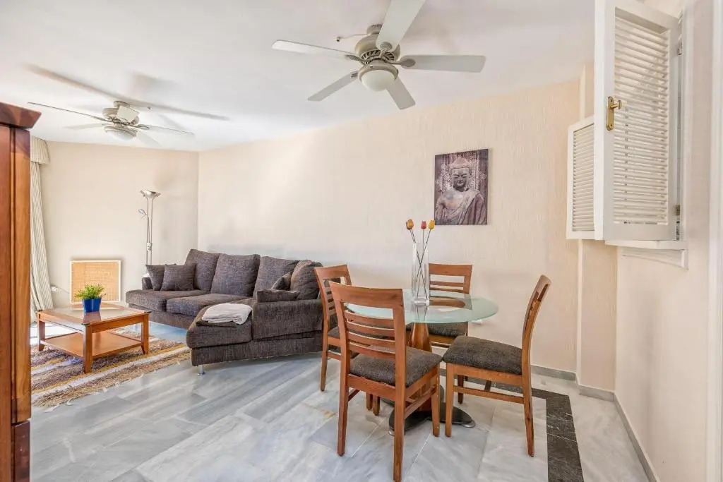 Doña Sofia Apartment by Rafleys