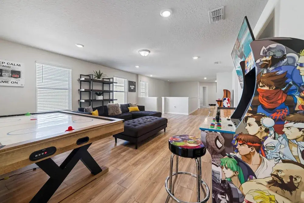 2211 Lelani Circle