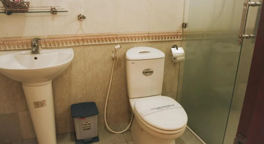 Khách Sạn Nhật Hạ
