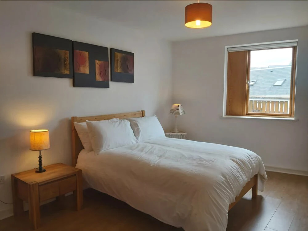 5 Courthouse Square Clifden