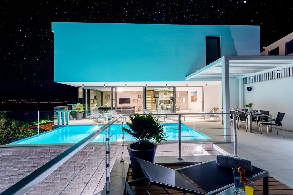 Luxury Villa Soleil