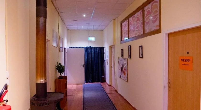 DeeP Guest House