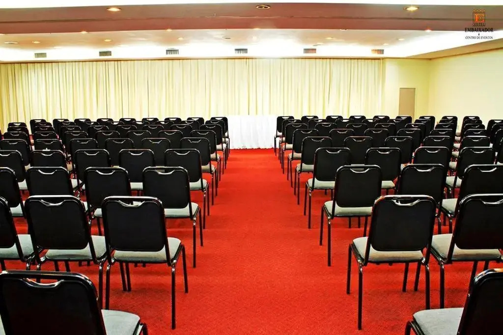 Embaixador Hotel by Fast10 - Estádio Beira-Rio, Santa Casa, Palácio do Governo