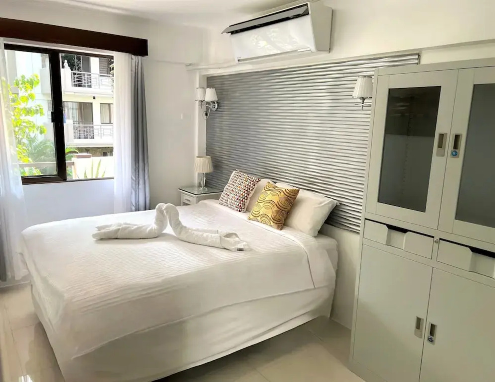 Rosewood Pointe Luxury Residences