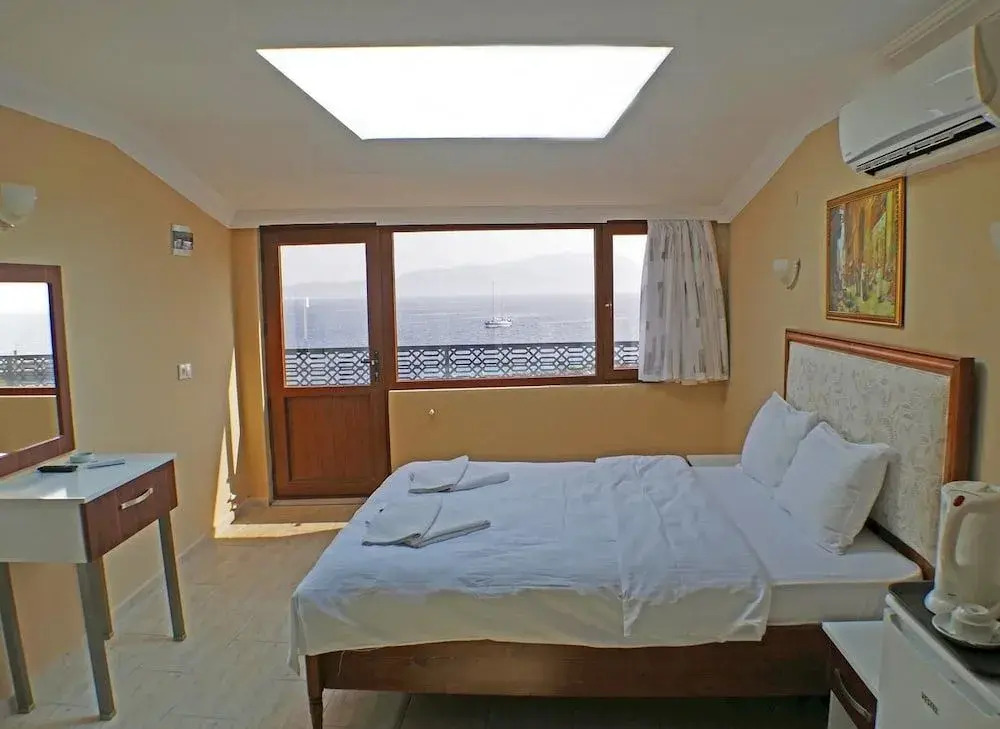 Assos Hotel