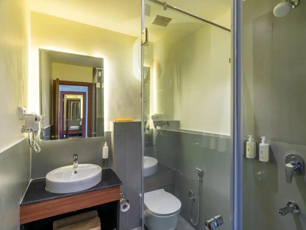 The Hosteller Dalhousie, Mall Road