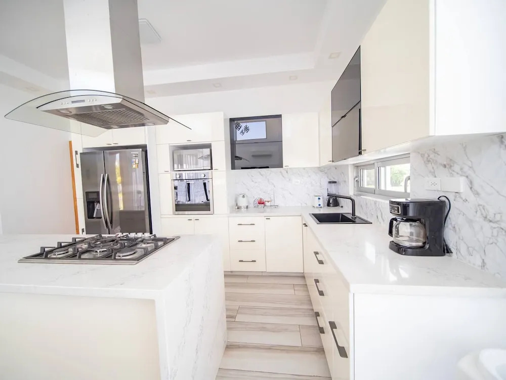 Amazing 2br Villa Near Surfing Beaches