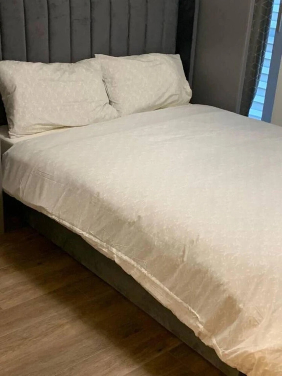 Inviting 2-bed Apartment in Grays