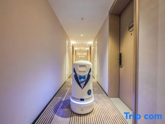 Starway Hotel (Ningbo Railway Station South Square)