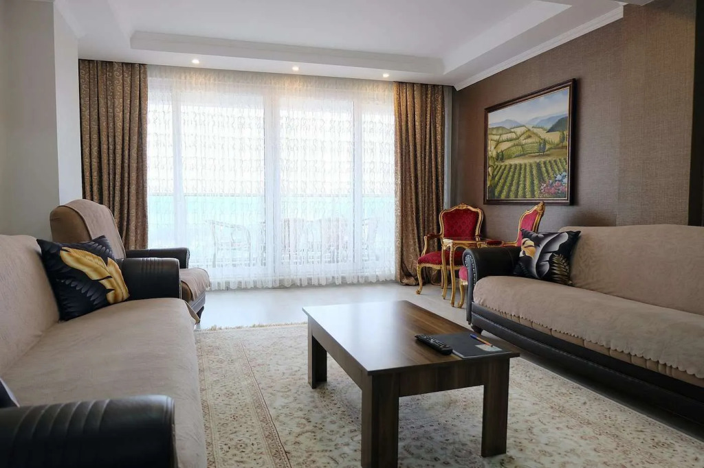 Tarabya Suit