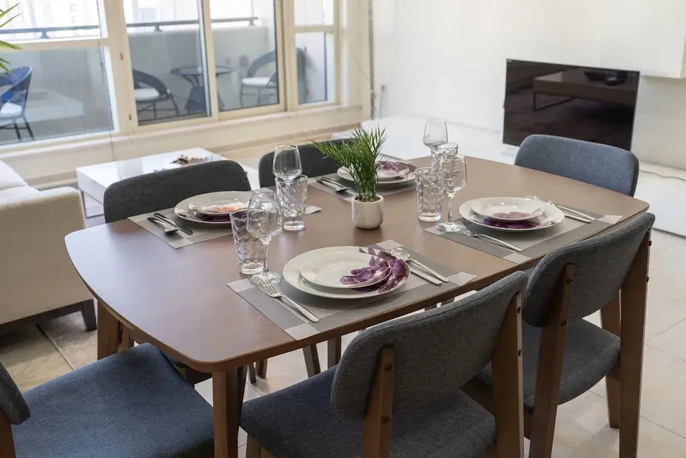 Luxury in Dubai Marina s 1 Bed That Sleeps 2