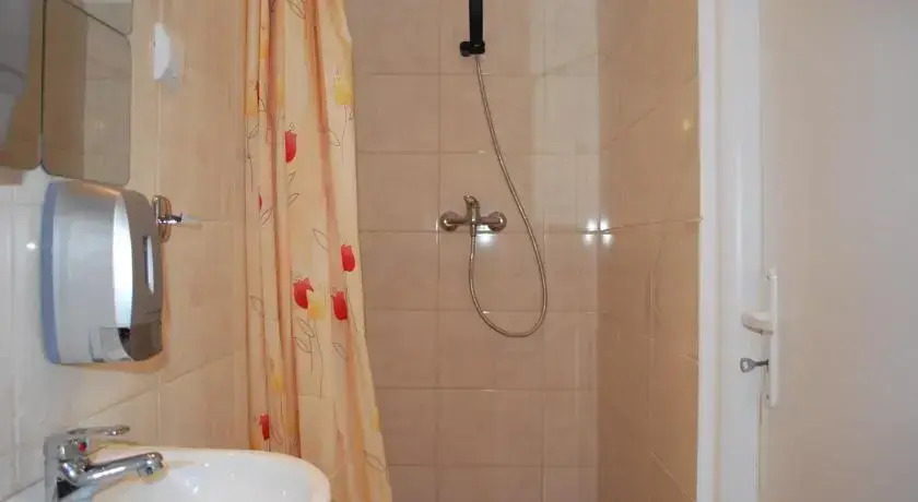 Aston Hostel