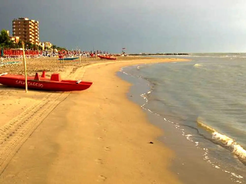 Grottammare Mon Amour Ponente And Levante
