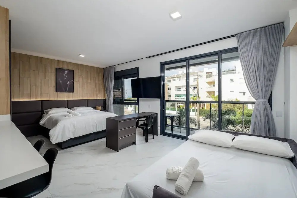 High Standard Studio on the Sand in Floripa Irb205