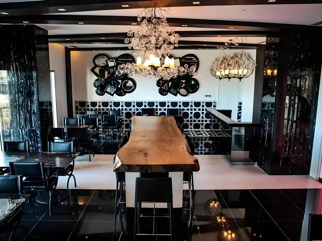 SIGLO SUITES @ The Azure Urban Resort Residences