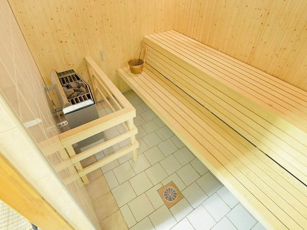 17 person holiday home in MELLERUD-By Traum