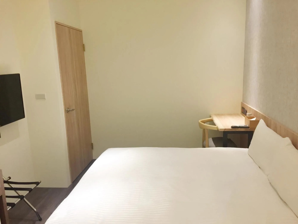 Traveller-Inn Zhongzheng Library