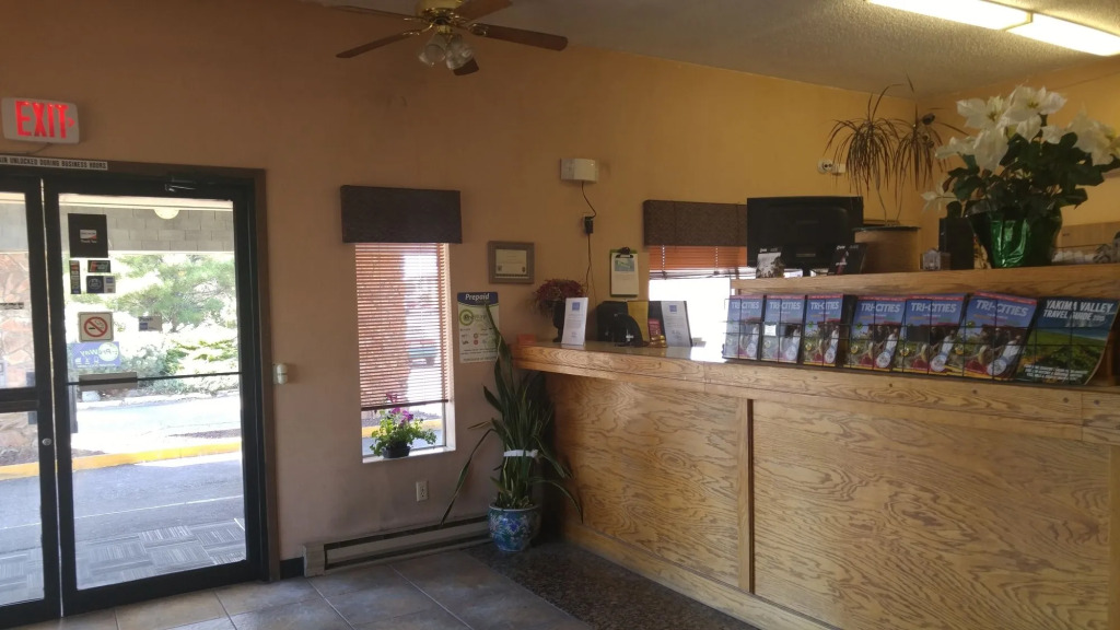 Loyalty Inn Pasco