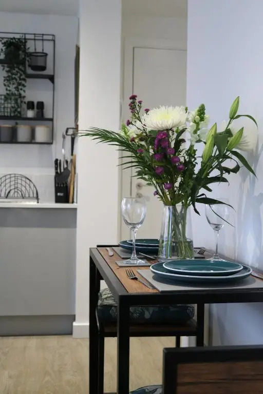1 George House, Wolverhampton - Studio Apartment