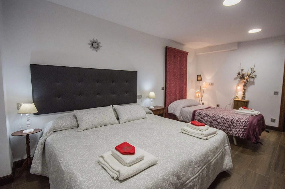 Casa FamiliarArtola Etxea San Sebastian-Pamplona-Bilbao