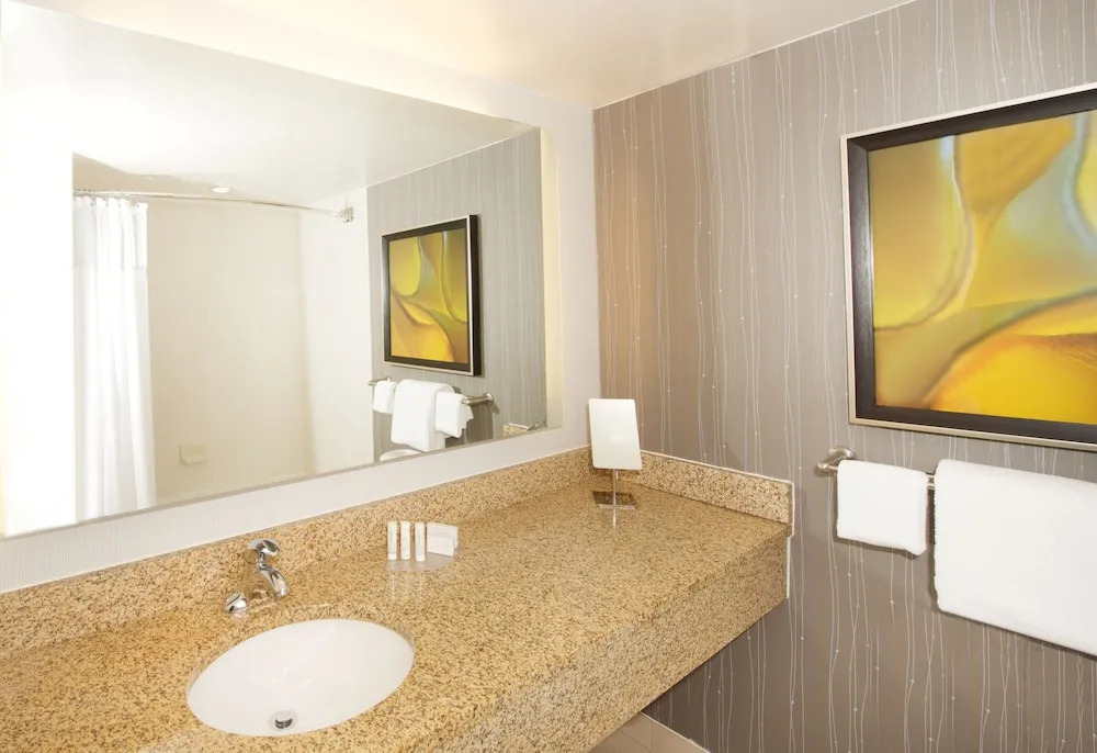 Courtyard by Marriott Boston Billerica Bedford