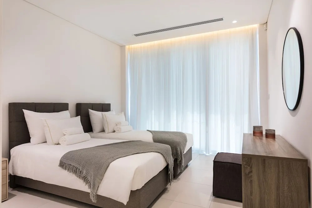 NAPA GEM SUITES by LUXEL VILLAS