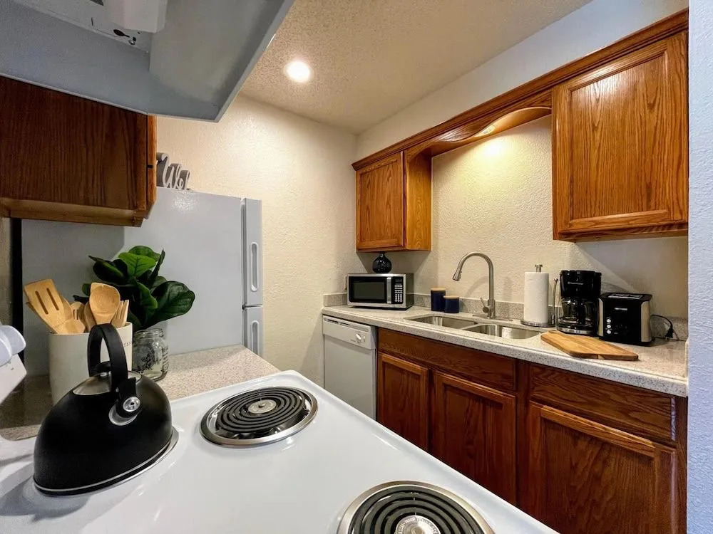 OU-2 Bedroom 1 bath next OU