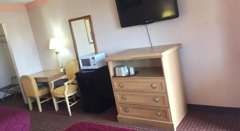 Budget Inn