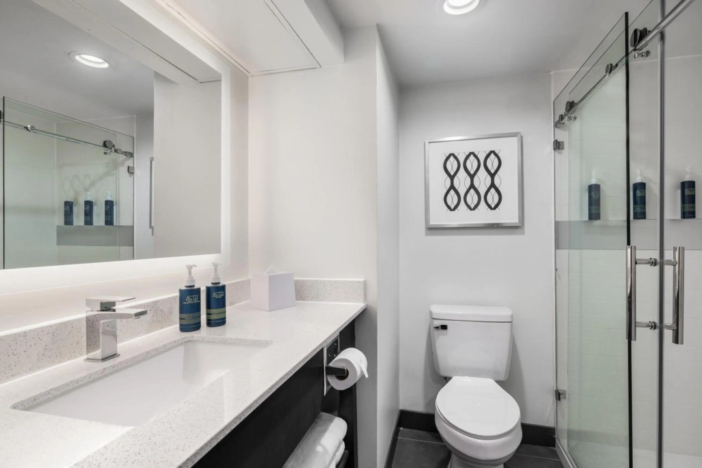 Four Points by Sheraton Greensboro Airport