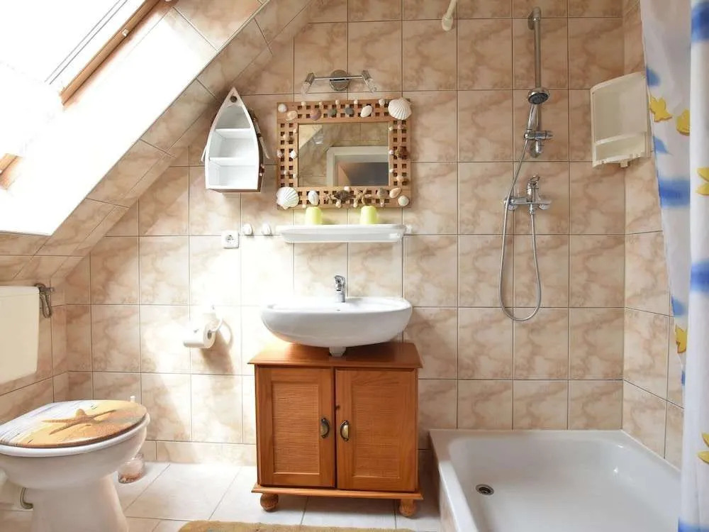 Luxury Apartment in Kühlungsborn with Terrace and Garden