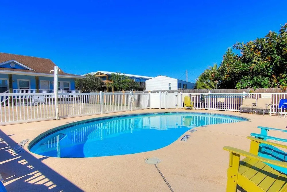 Little Cayman (Costa Del Ray #4) - 2 Br Condo