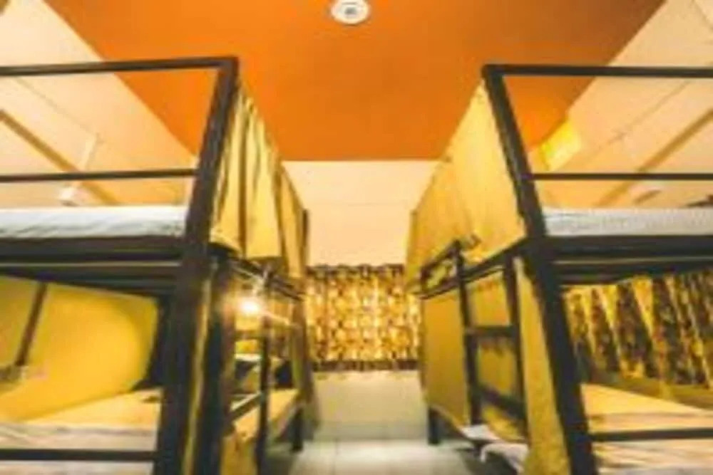 On The Ghat By Howdy Hostels