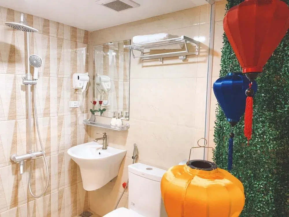 Hanoi La Cascada House & Travel
