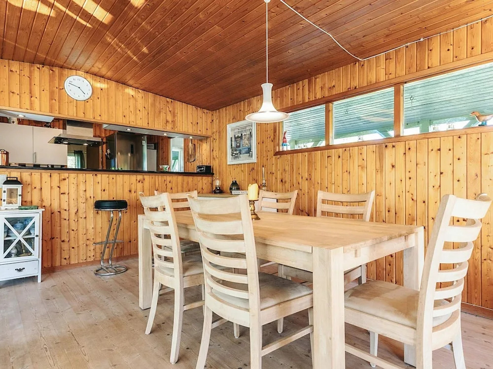 6 Person Holiday Home in Dannemare