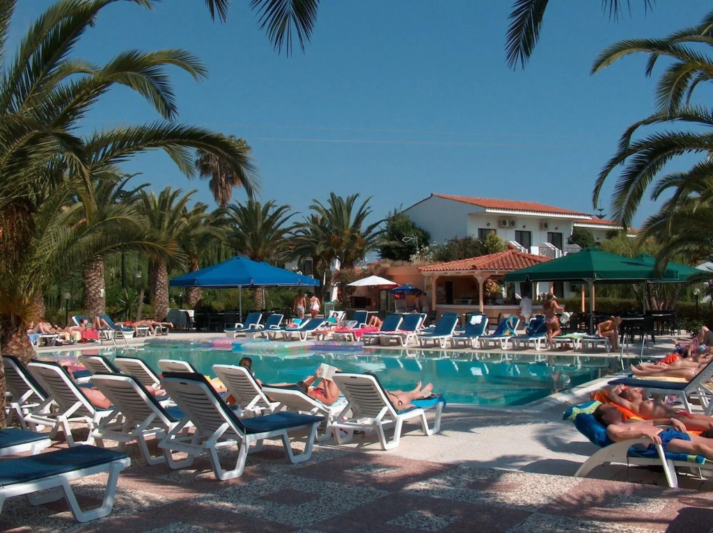 Morfeas Hotel