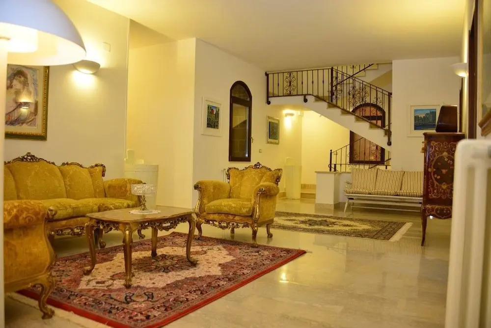 Hotel Villa Leuzzi
