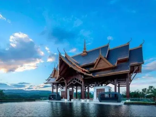 Xishuangbanna Jinghong Bufan Zhan Rainforest Resort Hotel