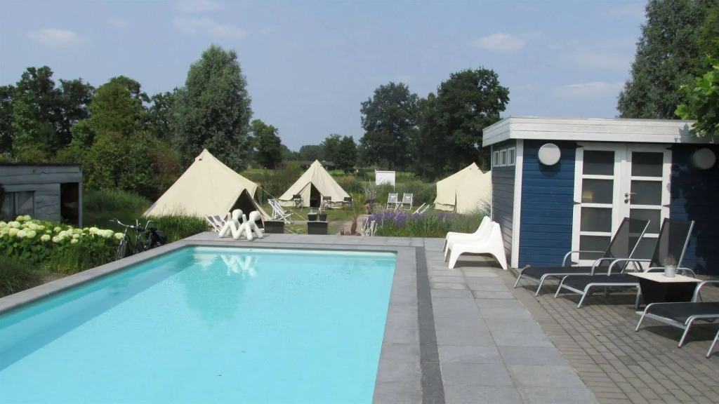 Guesthouse De Witte Merel Deluxe
