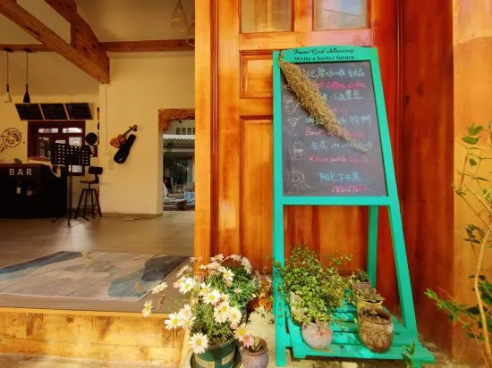雪湖轻奢民宿 Snowlake Inn