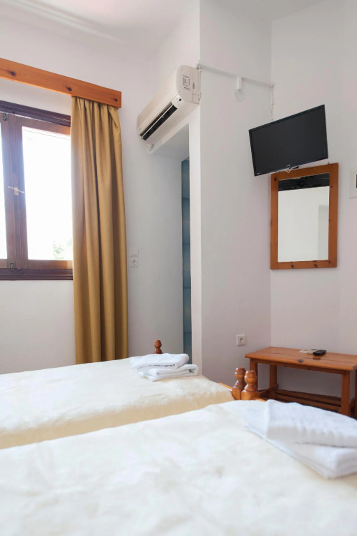 Stavros Pension