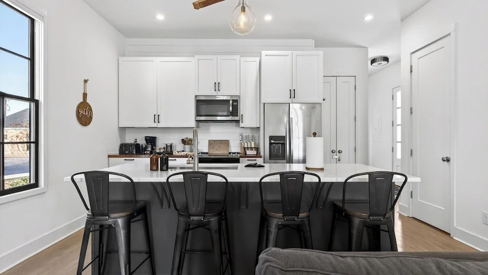 Fowlkes Street by AvantStay Minutes from Historic Main Street Short Drive to Downtown Nashville