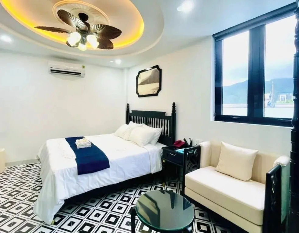 Nereus Hotel