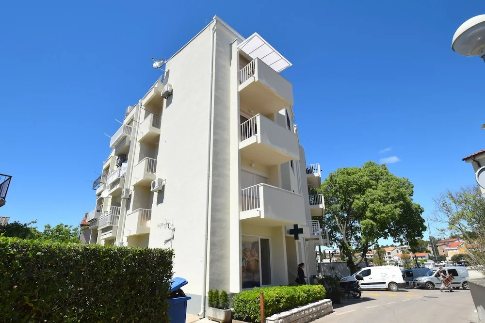 Apartment Jela