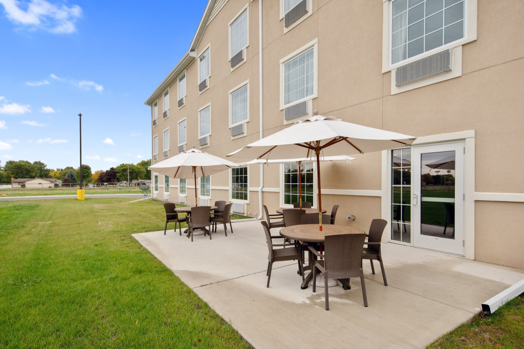 Cobblestone Hotel & Suites - Austin