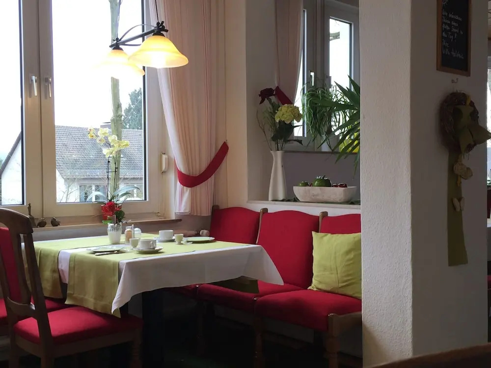 Thermen Hotel Pension Villa Holstein