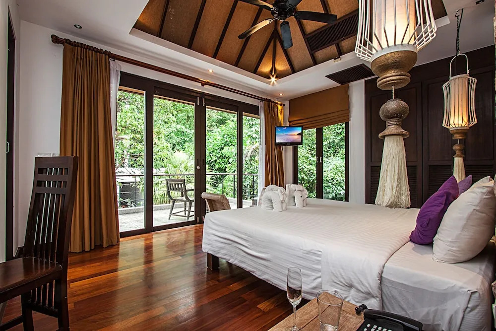 Nirano Villa 12 1 Bed