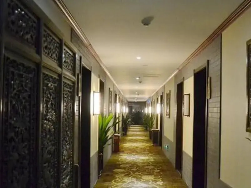 Xian Bauhaus Tianma Hotel